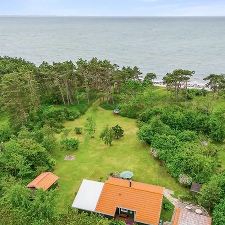Aimy - 50m From The Sea By Interhome * Yderby